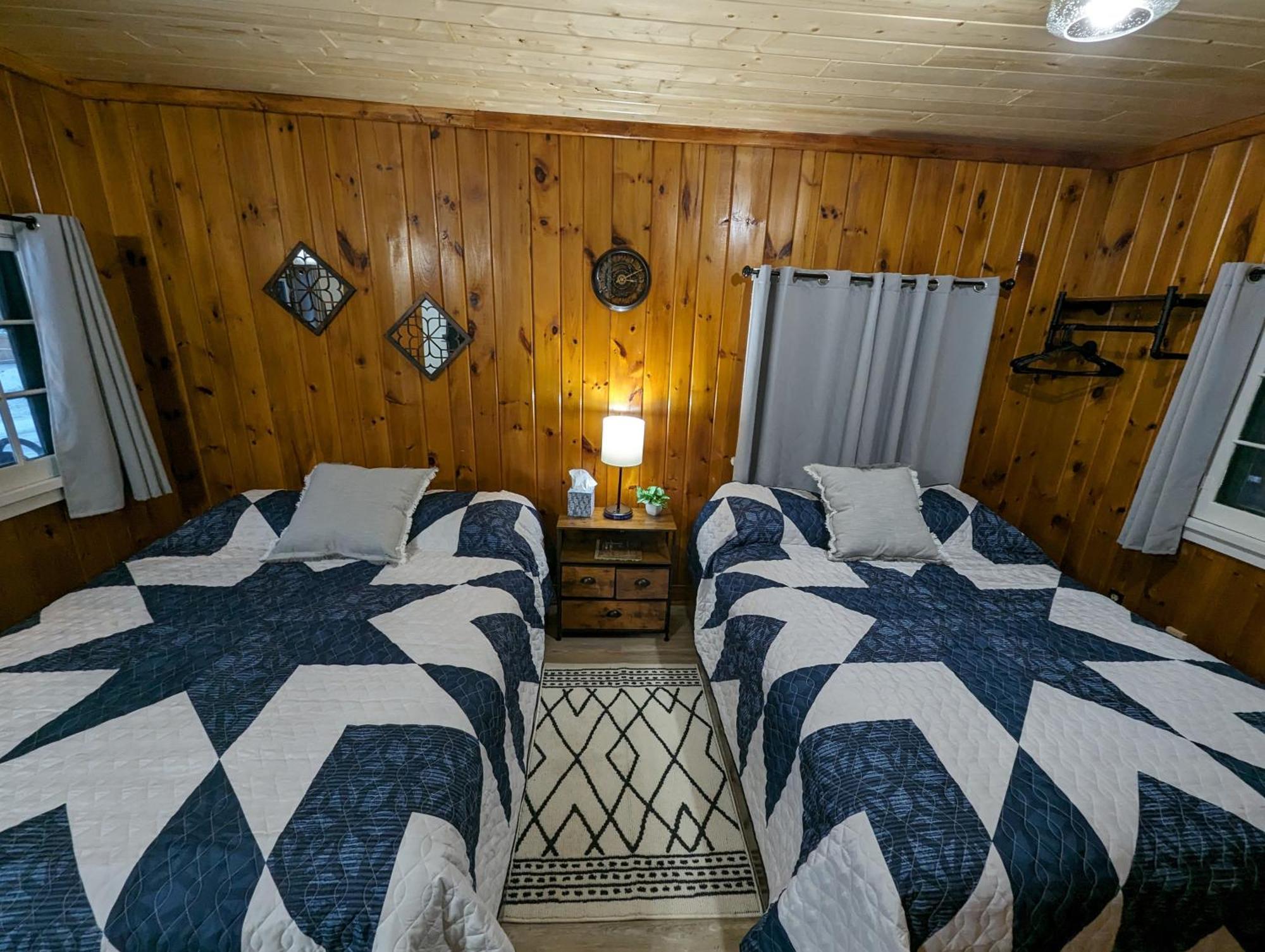 Riverside Point Resort Motel Park Rapids Eksteriør bilde